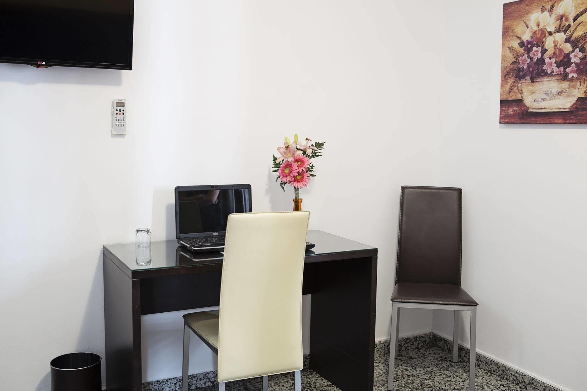 Hotel De Los Faroles Κόρδοβα Εξωτερικό φωτογραφία